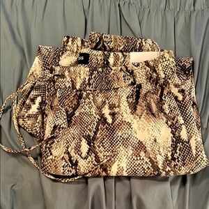 NWT EXPRESS Black & White Snake Print Pants